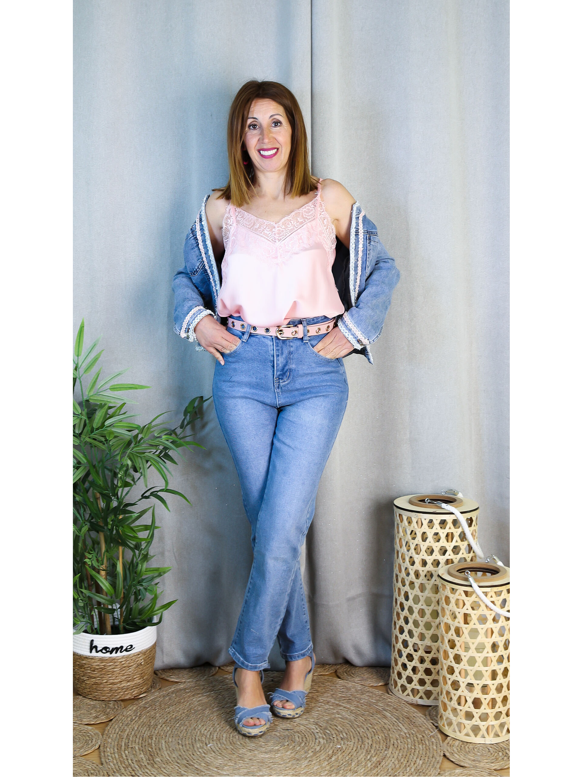 Vaquero Mom Fit Mujer | Jeans Tiro Alto y Confort | LoVi Moda