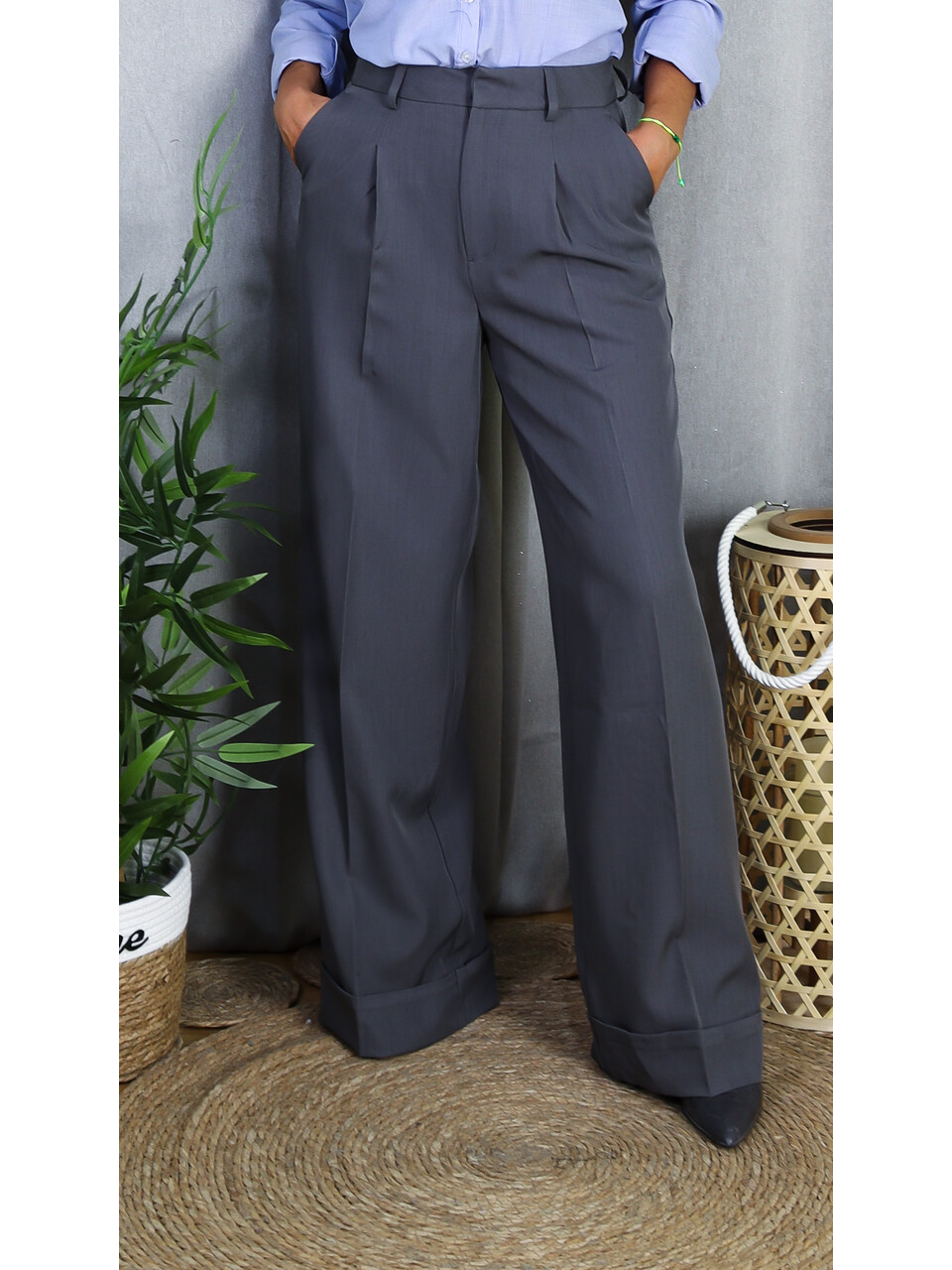 Pantalón Elegante de Pinzas | Pantalón Ancho de Tiro Alto - LoVi Moda