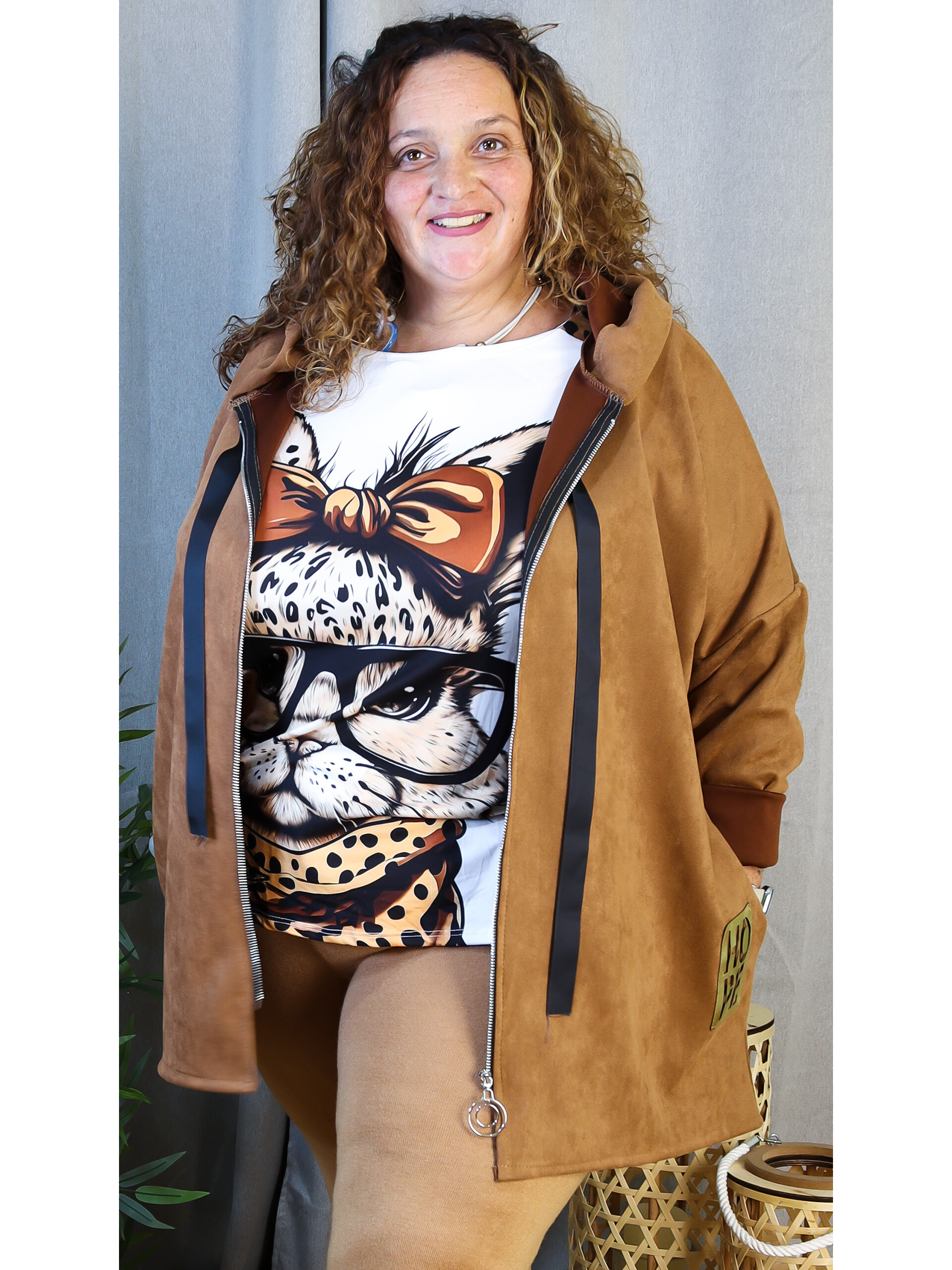 Camiseta Rabit | Camiseta con Estampado de Conejo - LoVi Moda