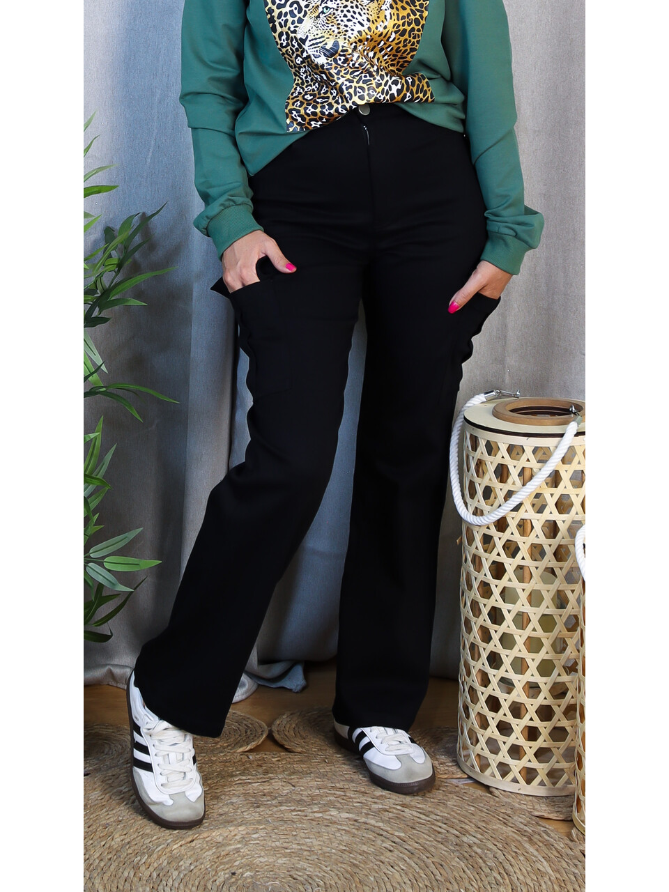 Pantalón Cargo | Pantalón Recto con Bolsillos Laterales - LoVi moda