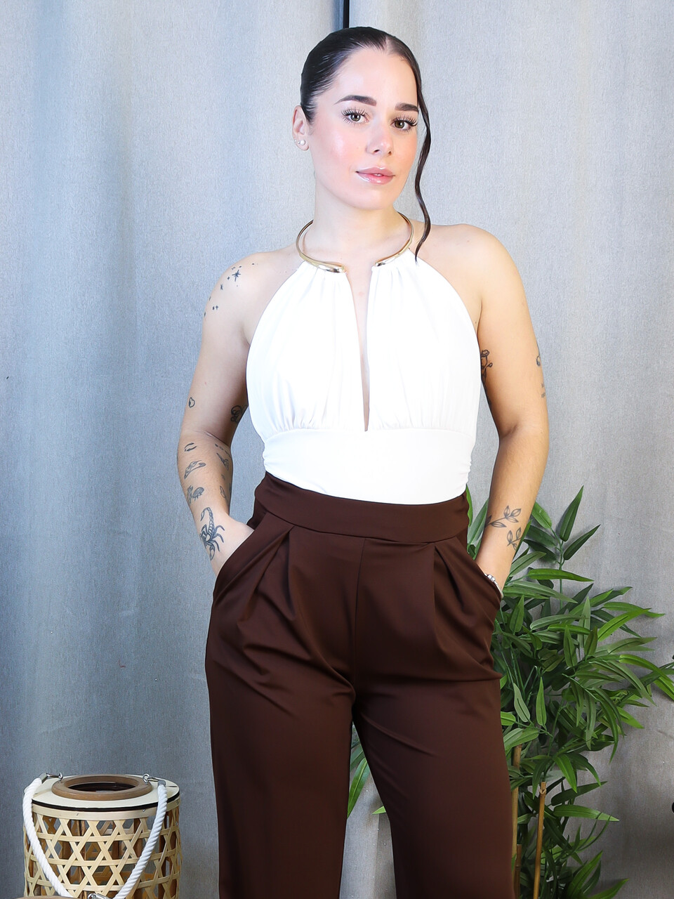 Body Halter Escote V | Body Espalda Abierta Cuello Rígido - LoVi moda